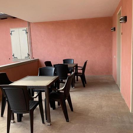 푸에냐고 Borgo Al Sole By Garda Facilities 아파트 호텔 외부 사진