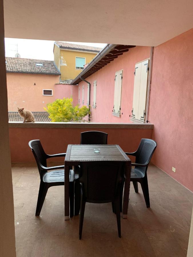 푸에냐고 Borgo Al Sole By Garda Facilities 아파트 호텔 외부 사진