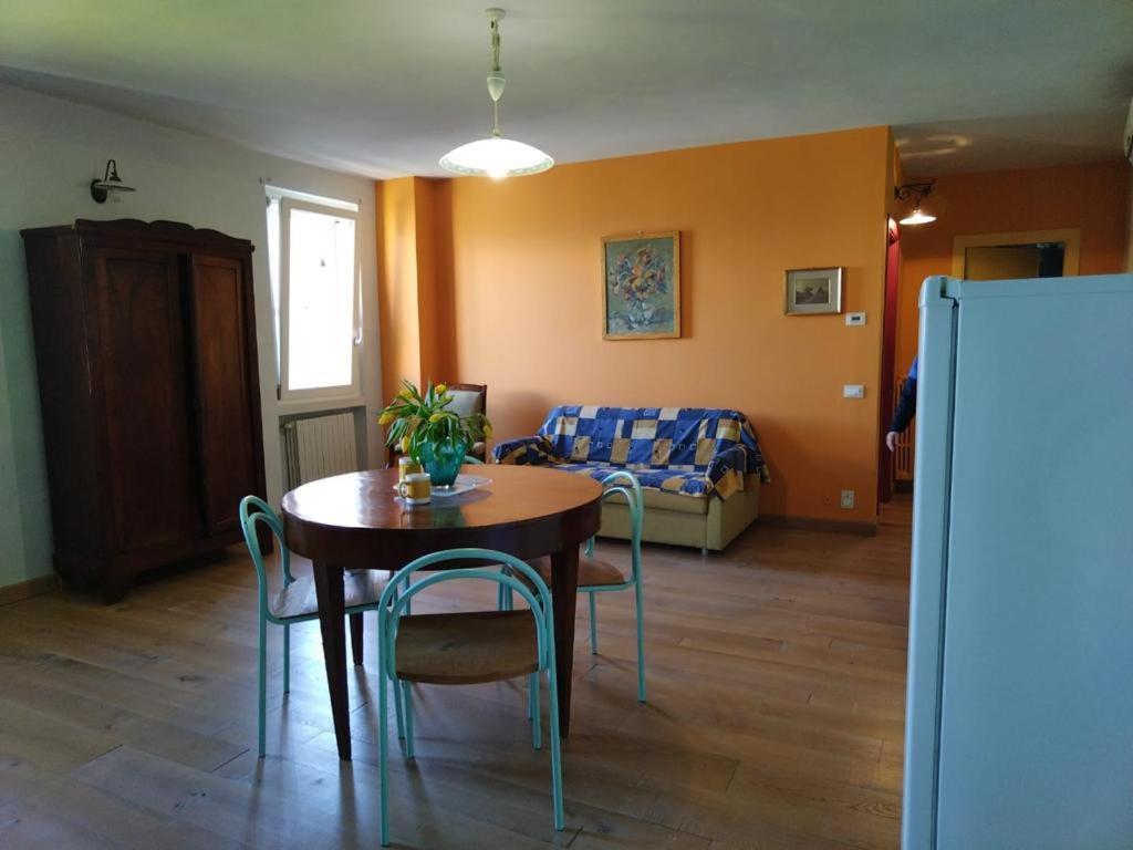푸에냐고 Borgo Al Sole By Garda Facilities 아파트 호텔 외부 사진